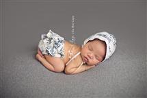 Crystal Small newborn photography