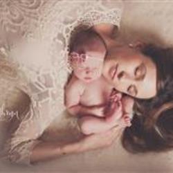 Amy Snipes Newborn Photographer - profile picture