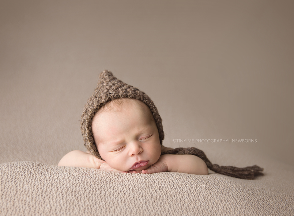 newborn photography community critique photo submitted by Rebecca Cramer - 2 community members set this photo as a favourite image.