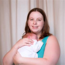 Deanna Wright Newborn Photographer - profile picture