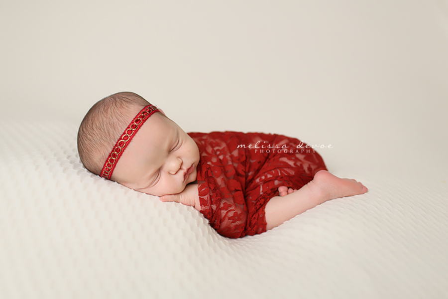 newborn photography community critique photo submitted by Melissa DeVoe - 4 community members set this photo as a favourite image.