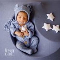 Christy Lonergan Newborn Photographer - profile picture
