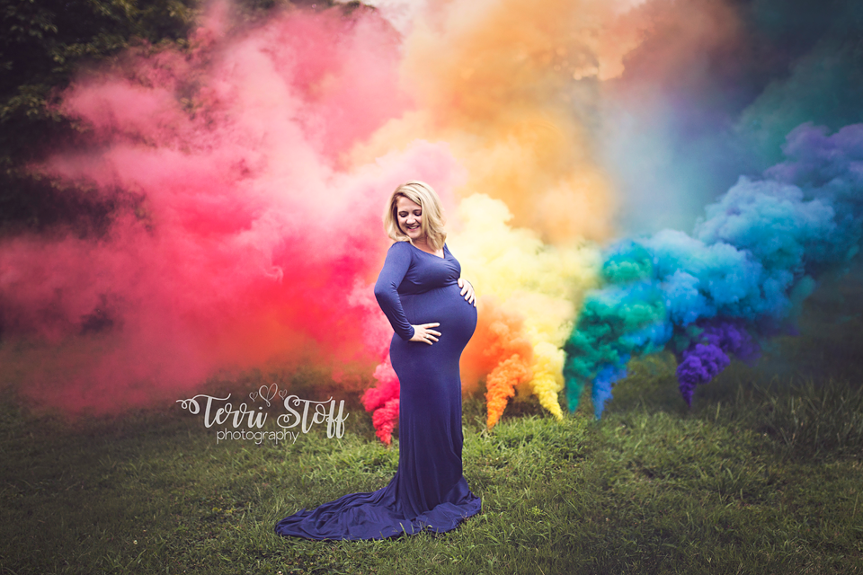newborn photography community critique photo submitted by Terri Stoff - 4 community members set this photo as a favourite image.