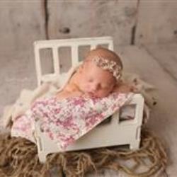 Cheyanne Cantwell Newborn Photographer - profile picture