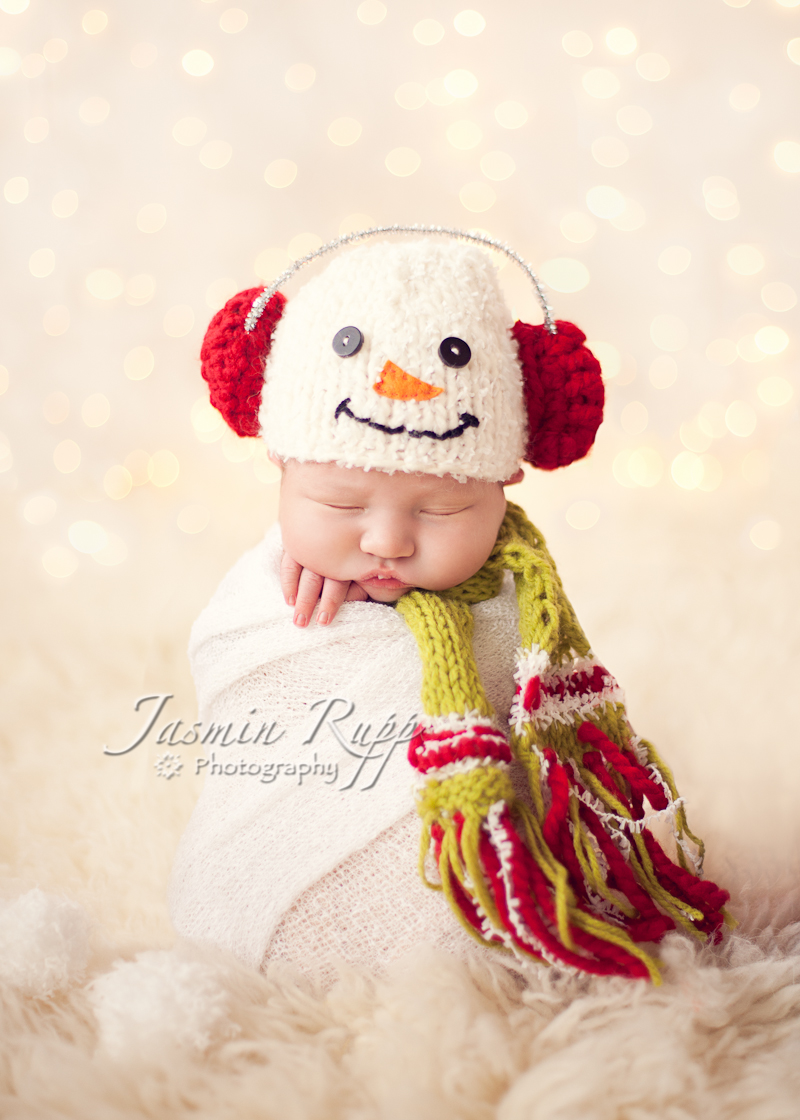newborn photography community critique photo submitted by Jasmin Rupp - 4 community members set this photo as a favourite image.
