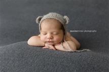 Maxine Evans newborn photography
