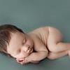 newborn photographer Christina Moeller