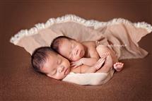 Rebecca Connolly newborn photography