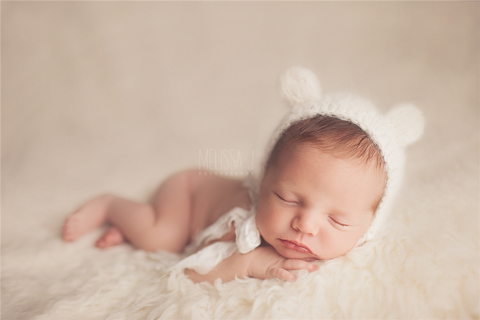 newborn photography community critique photo submitted by Melissa Jaimes - 4 community members set this photo as a favourite image.
