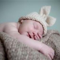 Emilie Dory Newborn Photographer - profile picture