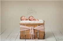 Niki Manning newborn photography