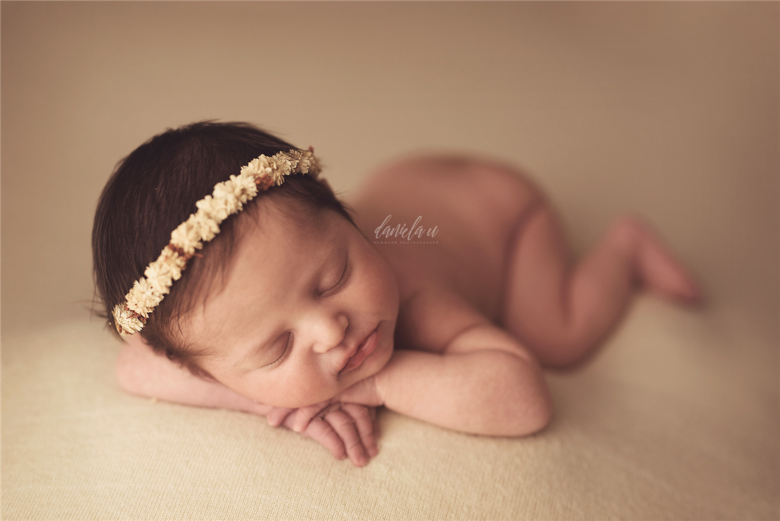 newborn photography community critique photo submitted by Daniela Ursache - 2 community members set this photo as a favourite image.