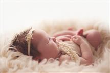 Angela Callisto newborn photography