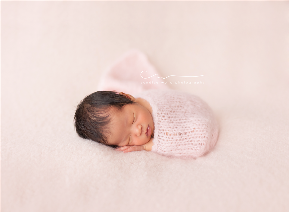 newborn photography community critique photo submitted by Candice Wong - 3 community members set this photo as a favourite image.