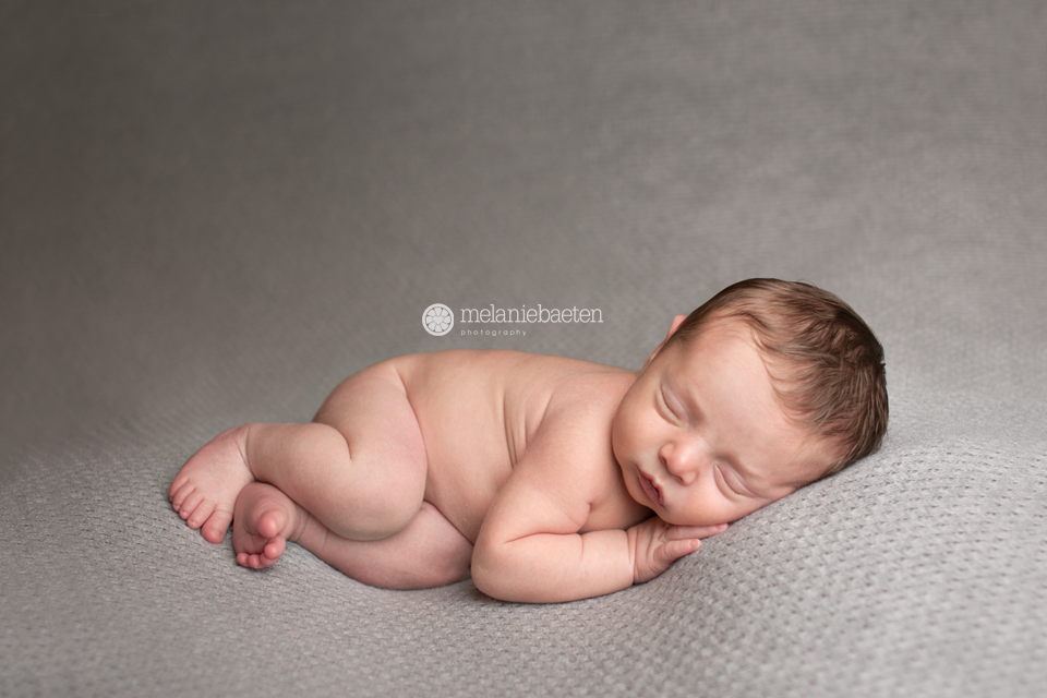 newborn photography community critique photo submitted by Melanie Baeten - 2 community members set this photo as a favourite image.