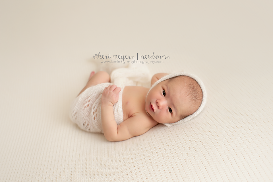 newborn photography community critique photo submitted by Keri Meyers - 7 community members set this photo as a favourite image.