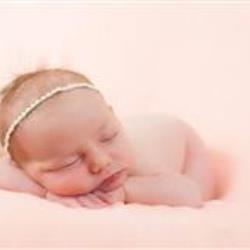 Karah Couch Newborn Photographer - profile picture