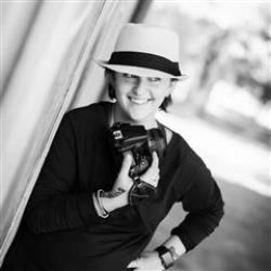 Christine Neely Pignato Newborn Photographer - profile picture