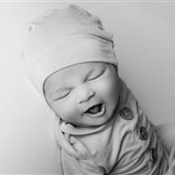 Expressions Photography Newborn Photographer - profile picture