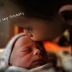 Gina Frederickson Newborn Photographer - profile picture