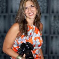 Monica Alvarez Newborn Photographer - profile picture