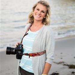 Carla Thompson Newborn Photographer - profile picture