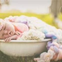 Paige Everson Newborn Photographer - profile picture