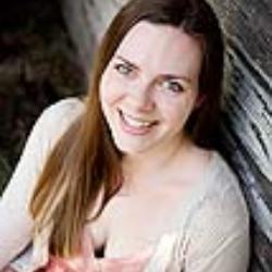 Kate Bellflower Newborn Photographer - profile picture
