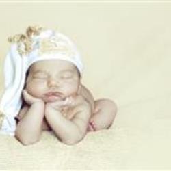 Aliz Ruvalcaba Newborn Photographer - profile picture