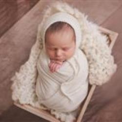 Sara Masters-Blacksten Newborn Photographer - profile picture